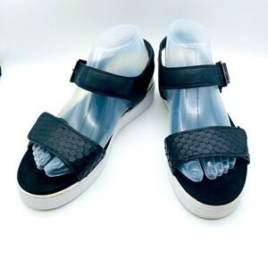 Vionic Effie Women’s Leather Sandals 7